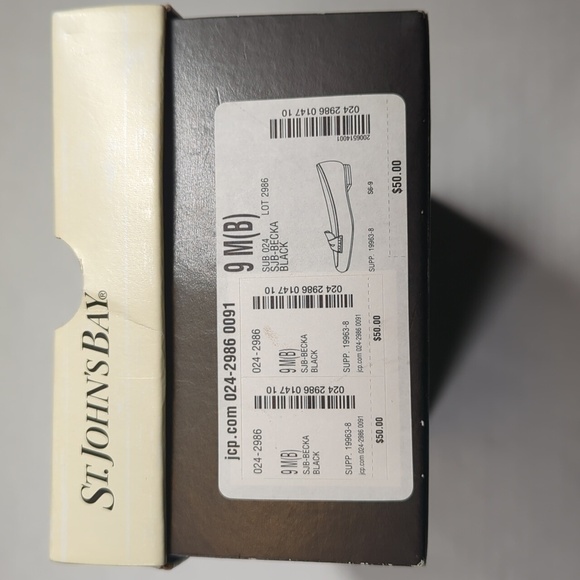 St John's Bay Becka Black Flat shoesSize 9M - Picture 9 of 9